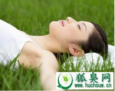 哪种方式去除腋臭更有效？哪些人群不适合做手